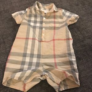 Baby boys Burberry romper —size 12 months